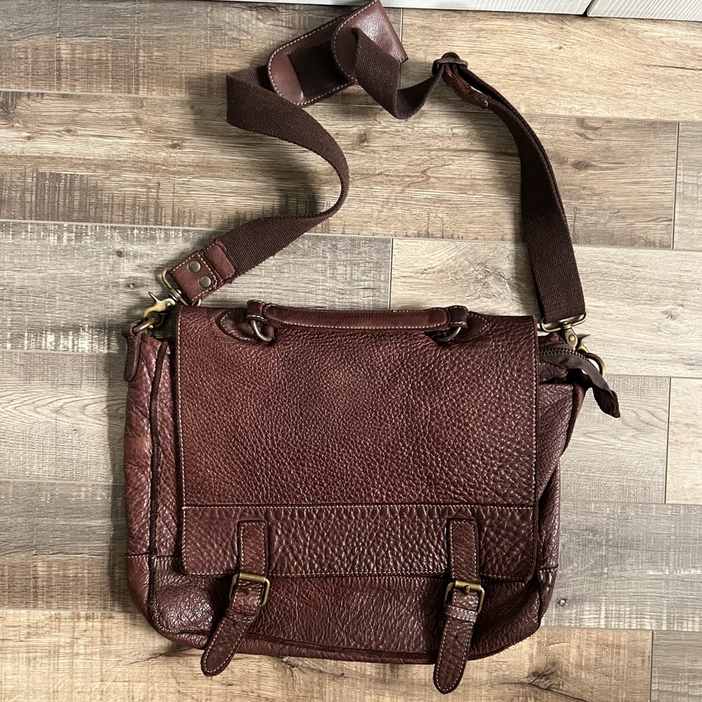 Men’s leather bag